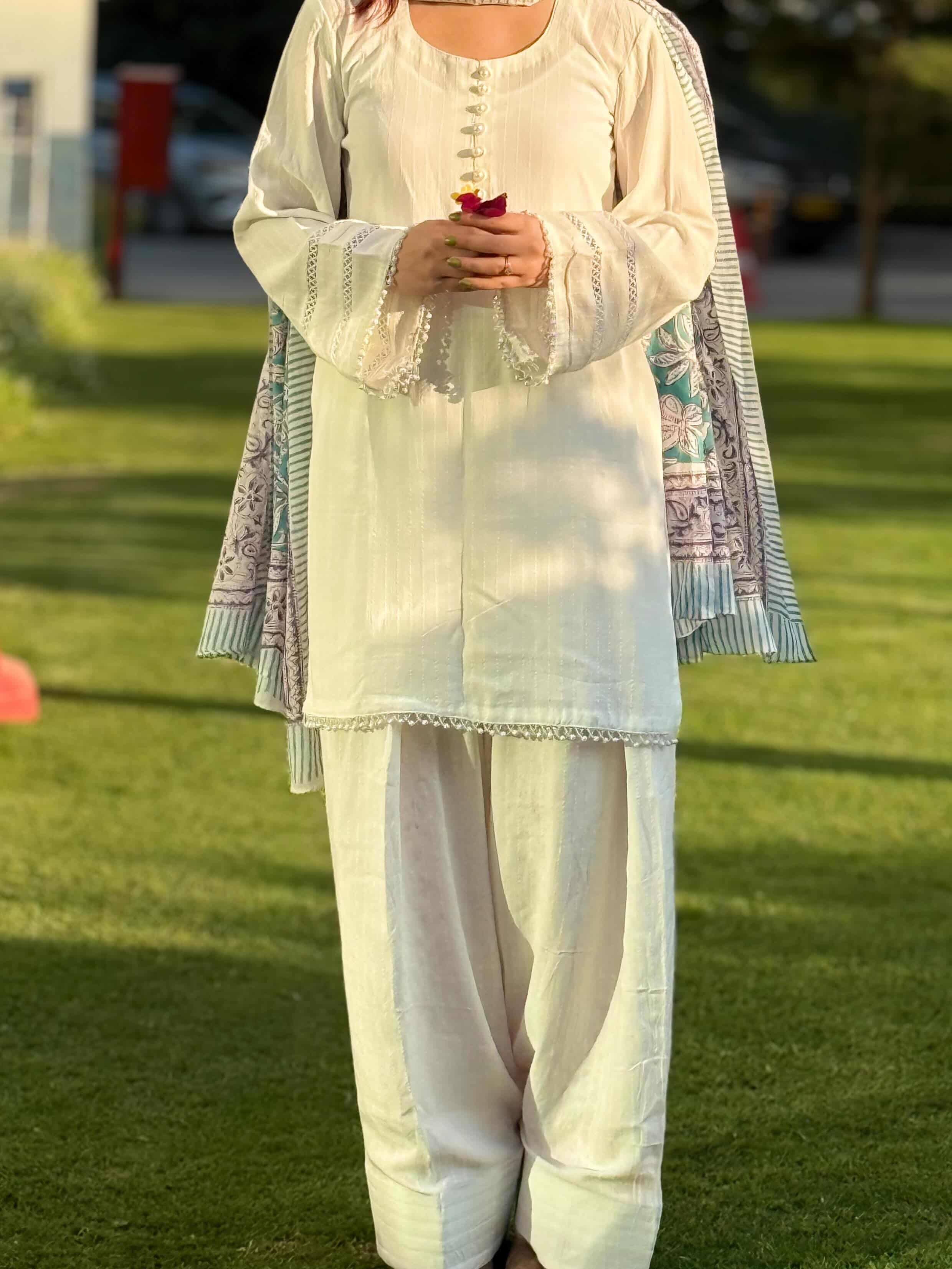 Off-White Lace Work Farshi Suit with Cotton Dupatta